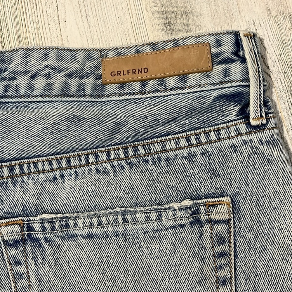 GRLFRND Helena Short Size 28 - Picture 8 of 12